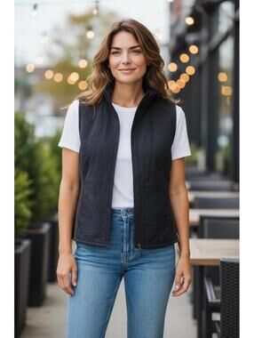 Columbia Lightweight Quilted Vest, Ladies Sz Med, Black, Side Inserts, Sporty,